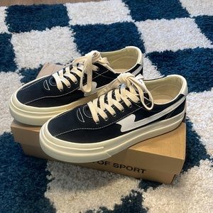 Stepney Workers Club brand new Dellow low canvas sneakers w/ box